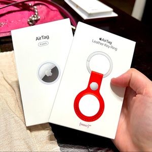 NWT Apple AirTag 4-Pack with Original Red Leather Key Ring